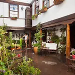 Rural Casona Santo Domingo *